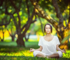 世界杯小组赛-提速的袋鼠军团，高节奏训练能否破解淘汰赛考验？